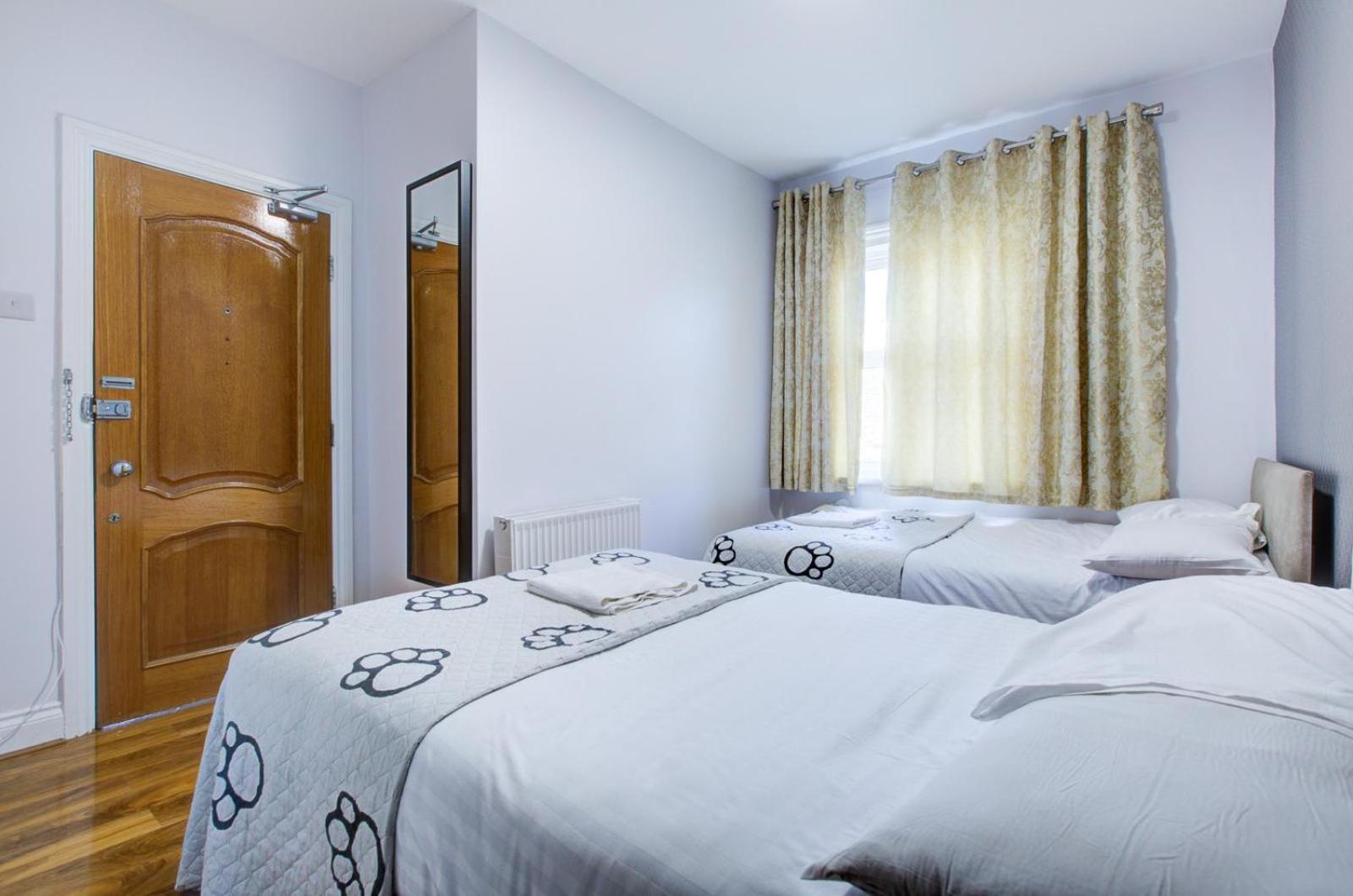 King Hotel Лондон Екстериор снимка