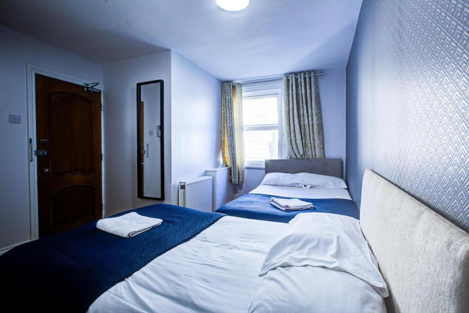 King Hotel Лондон Екстериор снимка